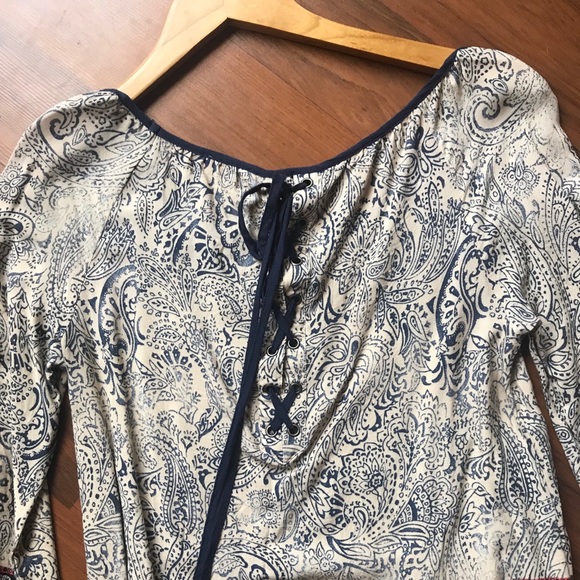 Cute patterned blouse - Picture 3 of 3